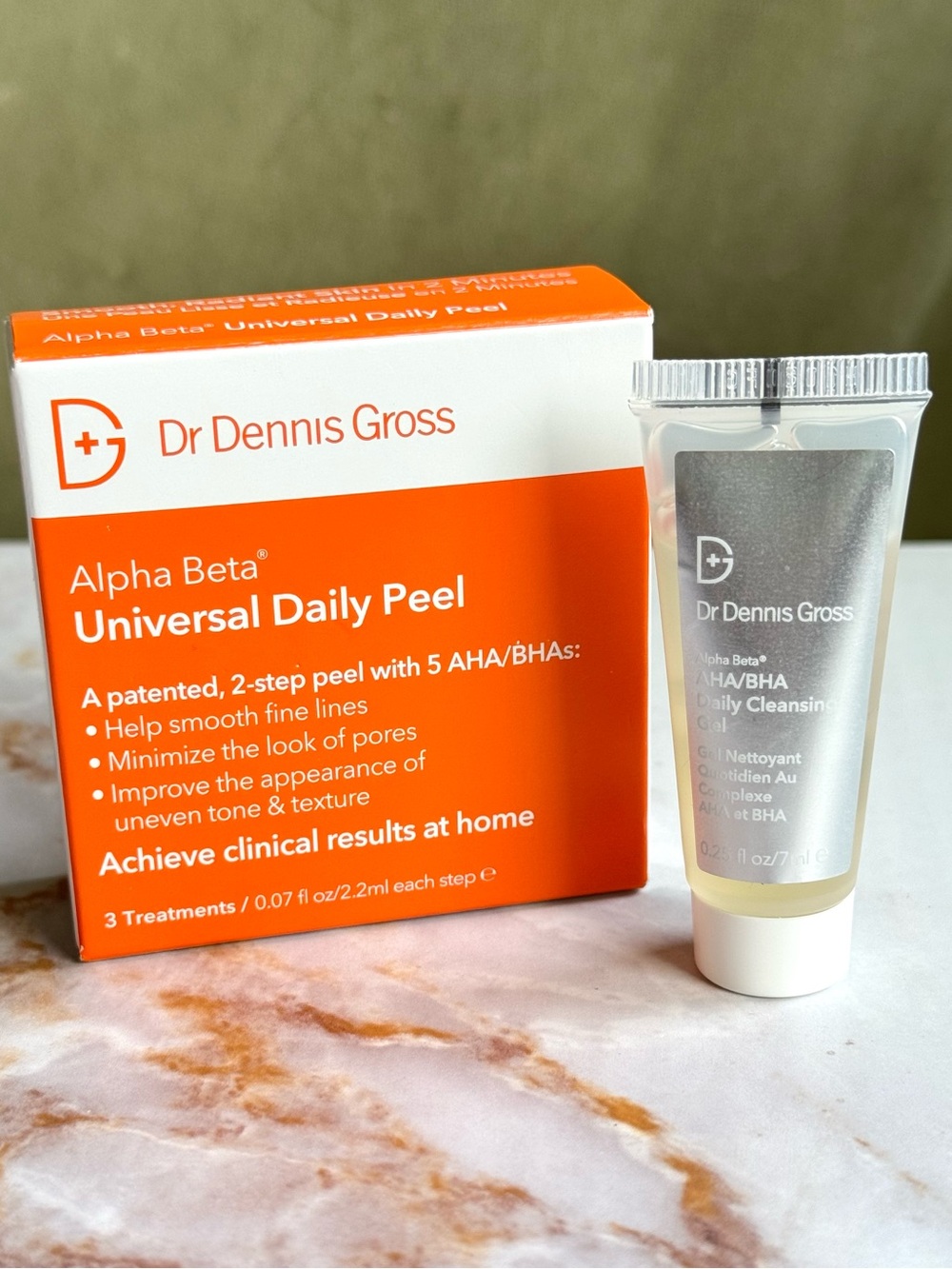 Dr Dennis Gross Alpha Beta Universal Daily Peel and AHA/BHA Daily Cleansing Gel